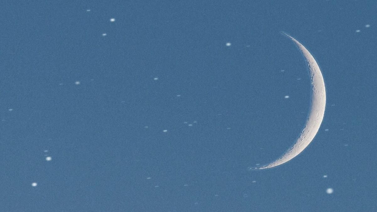 Чому Місяць нашої Землі не має власної назви - пояснення - Men Чому Місяць нашої Землі не має власної назви - пояснення - Men