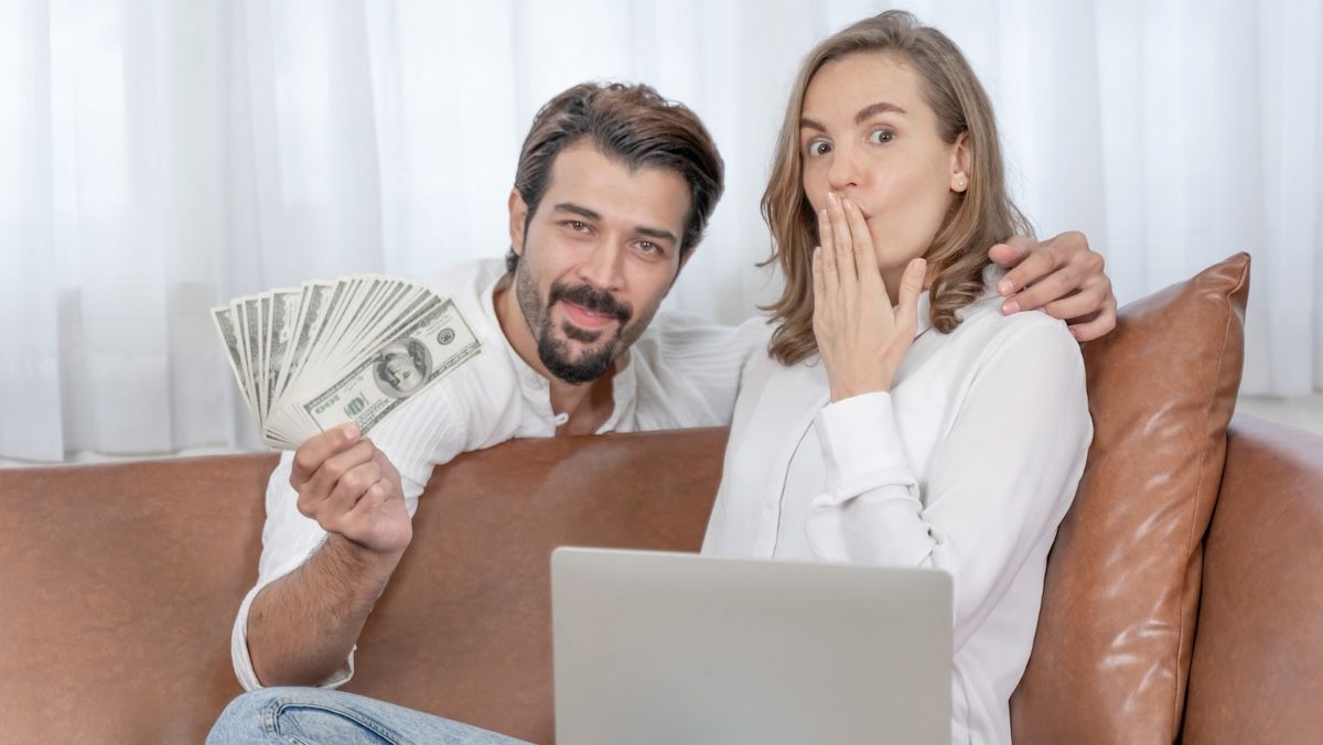 Чоловік збрехав дружині й тепер його мучить совість - повчальна історія з Reddit - Gentleman Чоловік збрехав дружині й тепер його мучить совість - повчальна історія з Reddit - Gentleman