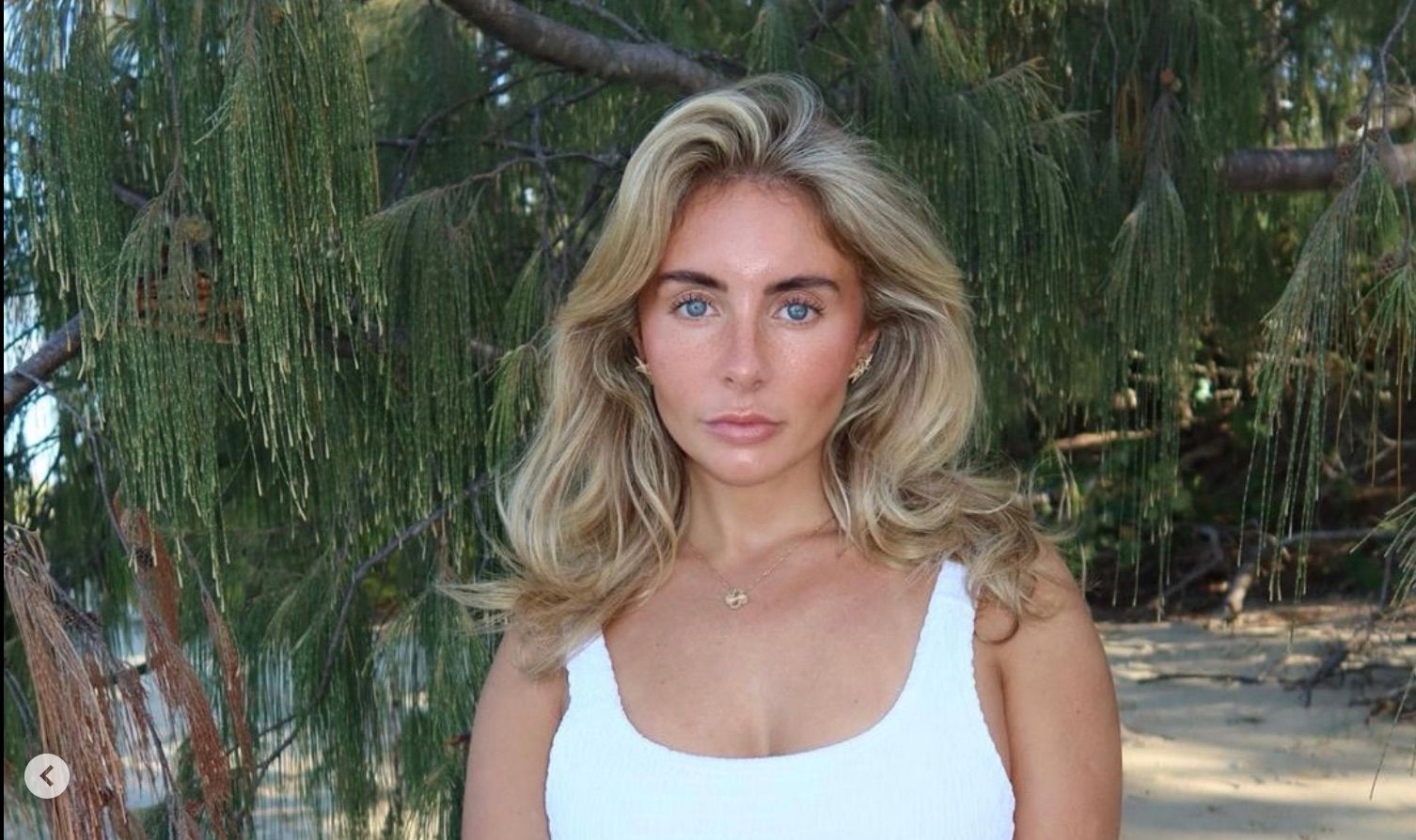 Бонни Блу разыграет отдых на Ибице Бонни Блу разыграет отдых на Ибице