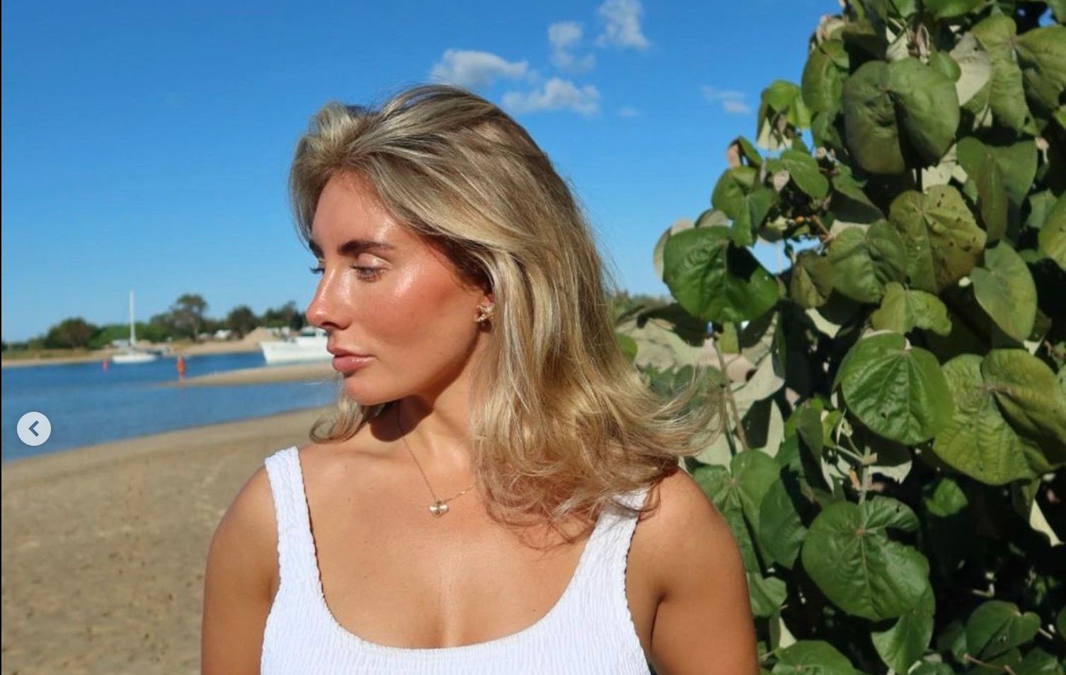 Бонни Блу переспала за ночь с 16 женатыми мужчинами Бонни Блу переспала за ночь с 16 женатыми мужчинами