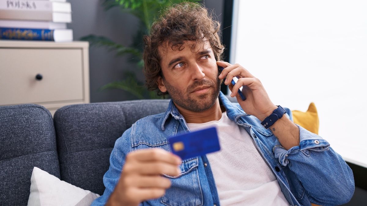 Ужас после медового месяца - тайну мужчины раскрыла его банковская карта - Gentleman Ужас после медового месяца - тайну мужчины раскрыла его банковская карта - Gentleman