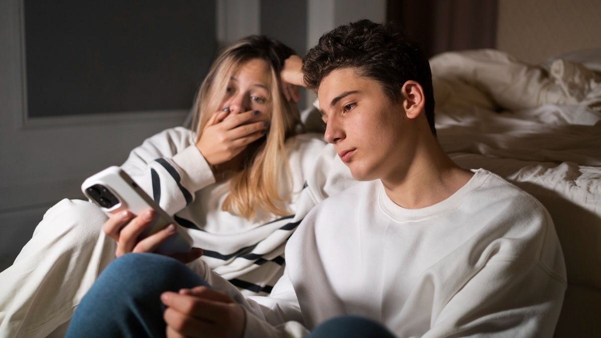 Расставание через текстовое сообщение - это нормально или нет, мнения экспертов - Gentleman Расставание через текстовое сообщение - это нормально или нет, мнения экспертов - Gentleman