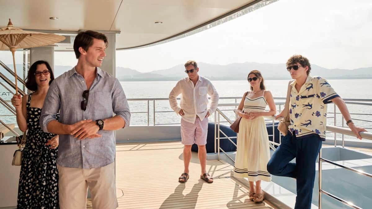 Посібник зі стилю від серіалу Білий лотос - ось які там є літні сорочки - Gentleman Посібник зі стилю від серіалу Білий лотос - ось які там є літні сорочки - Gentleman