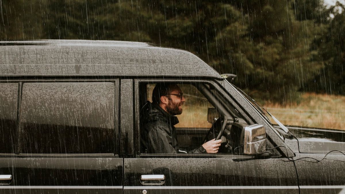 Почему важна кнопка рециркуляции воздуха в дождливую погоду - Gentleman Почему важна кнопка рециркуляции воздуха в дождливую погоду - Gentleman